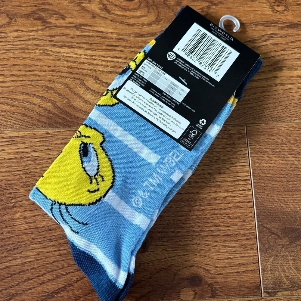 Warner Bros. Men's Blue and Yellow Tweedy crew Socks